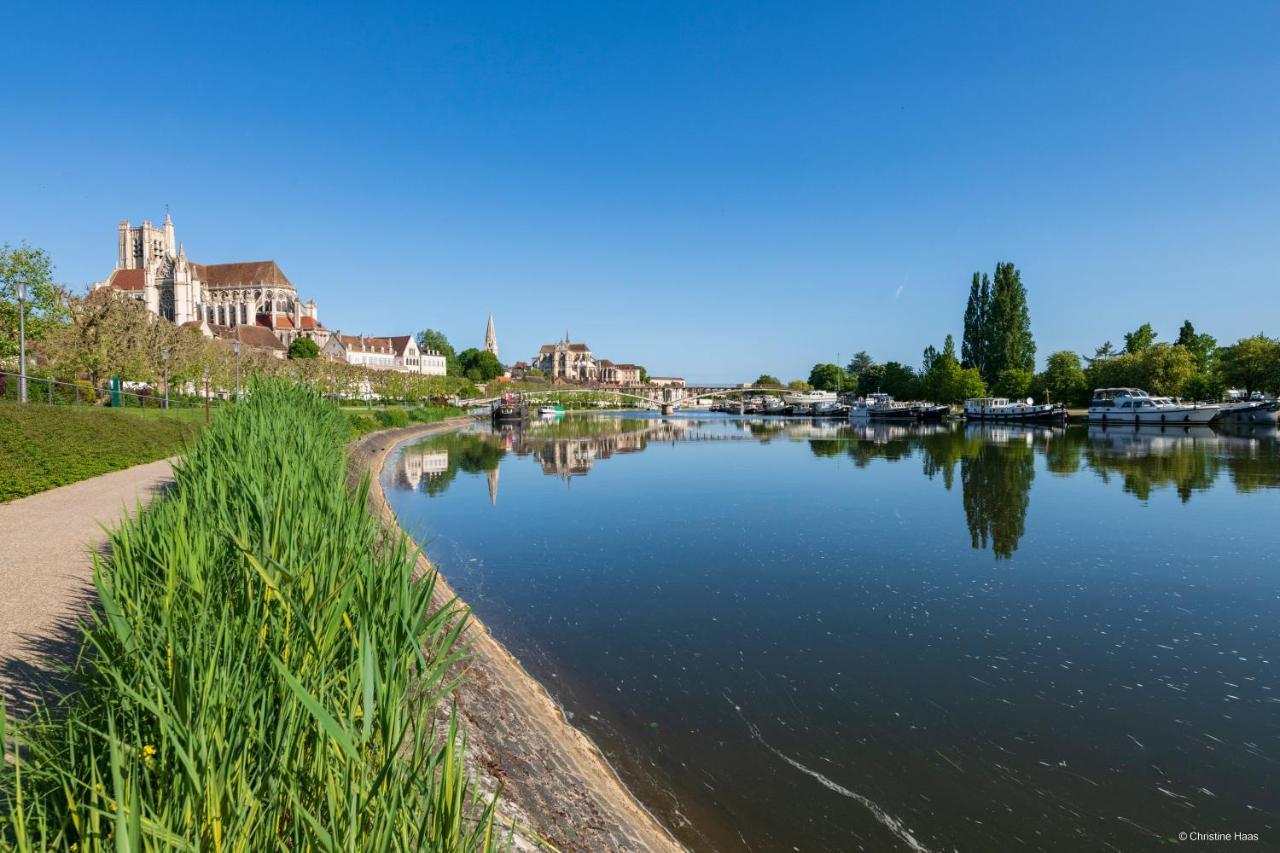 Hotel Cerise Auxerre โมเนโต ภายนอก รูปภาพ